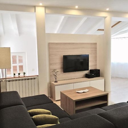 Apartment Julija Vodice Esterno foto